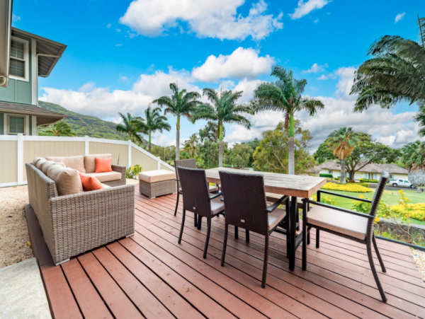 Luxury 4-Bedroom Retreat in Makaha Valley, Oahu - Your Perfect Getaway in Paradise